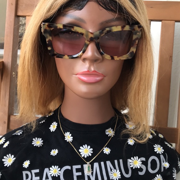 New MIU MIU MU 08WS Oversized Butterfly Light Violet/Light Havana Sunglasses - Picture 4 of 17